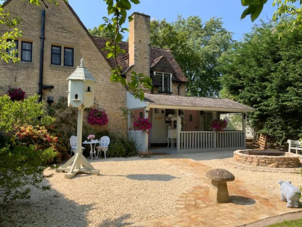 Piglet Lodge Pebworth Exteriér fotografie